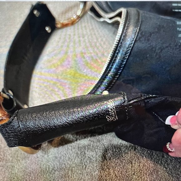 Black Gucci print hobo style shoulder bag with bamboo handles - Picture 5 of 5